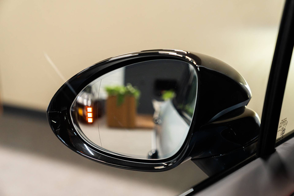 Porsche Cayenne S E-Hybrid 50446807-11.jpg | WagenparQ