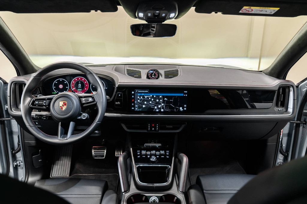 Porsche Cayenne S E-Hybrid 50446807-18.jpg | WagenparQ