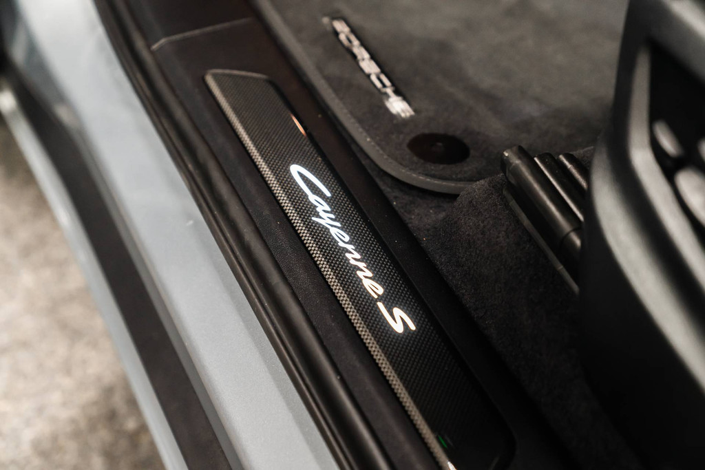 Porsche Cayenne S E-Hybrid 50446807-27.jpg | WagenparQ