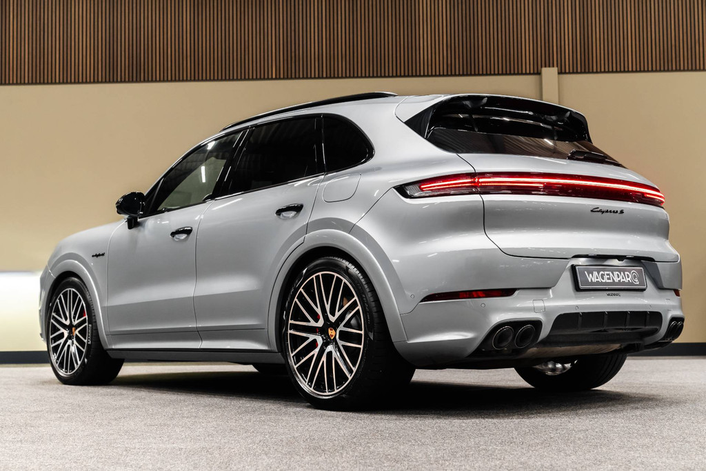 Porsche Cayenne S E-Hybrid 50446807-4.jpg | WagenparQ