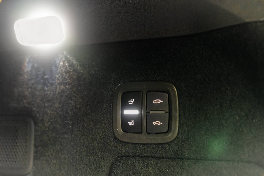 Porsche Cayenne S E-Hybrid 50446807-46.jpg | WagenparQ