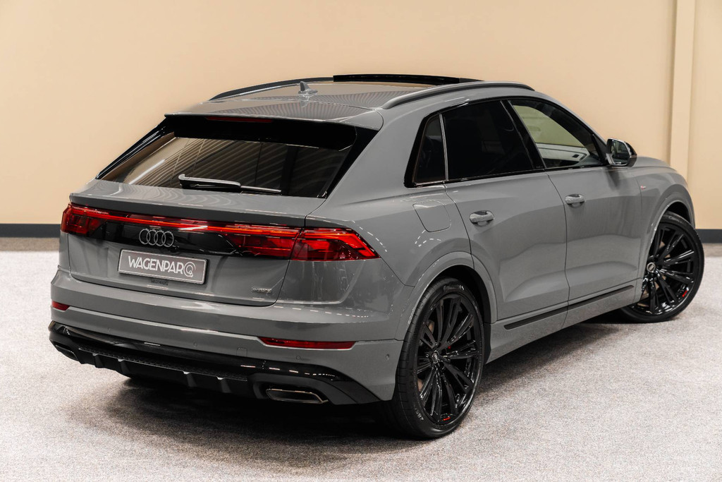 Audi Q8 60 TFSIe Competition 52938159-14.jpg | WagenparQ