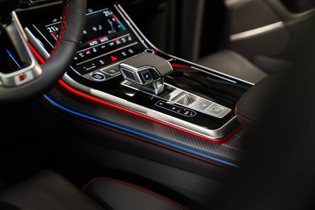 Audi Q8 60 TFSIe Competition 52938159-35.jpg | WagenparQ