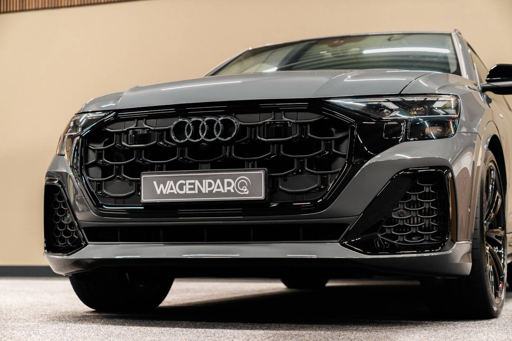 Audi Q8 60 TFSIe Competition 52938159-6.jpg | WagenparQ