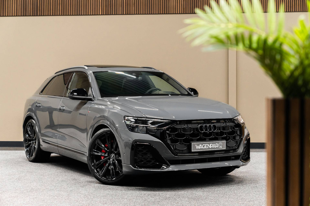 Audi Q8 60 TFSIe Competition 52938159-8.jpg | WagenparQ
