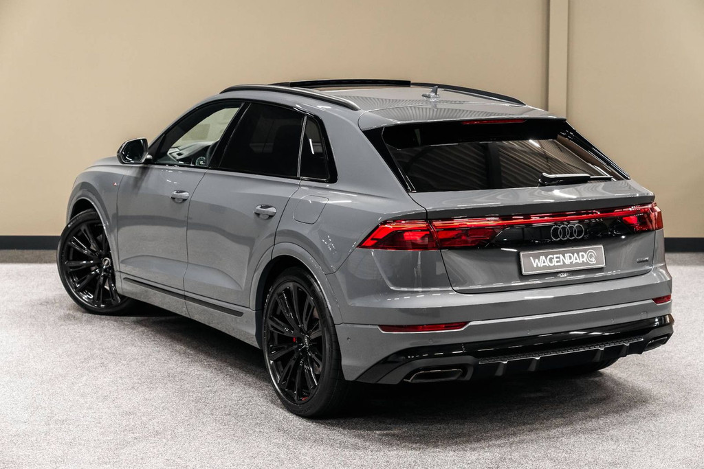 Audi Q8 60 TFSIe Competition 52938162-1.jpg | WagenparQ