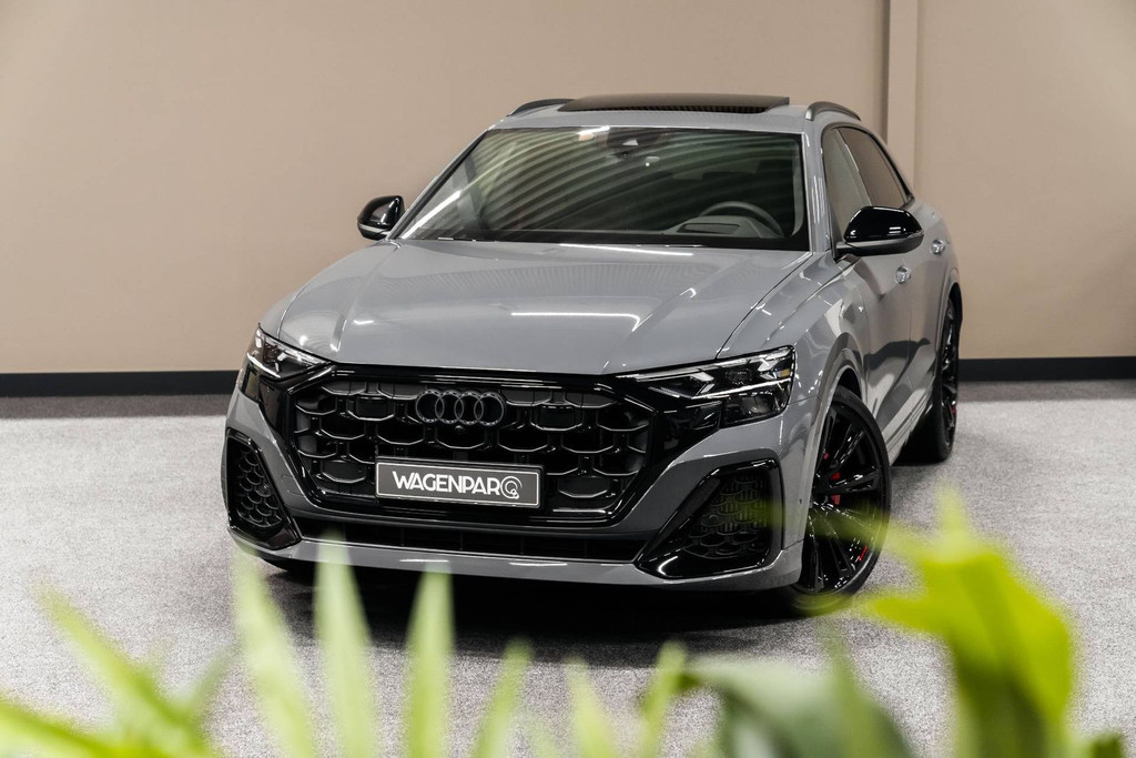 Audi Q8 60 TFSIe Competition 52938162-10.jpg | WagenparQ