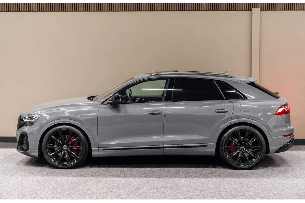 Audi Q8 60 TFSIe Competition 52938162-3.jpg | WagenparQ