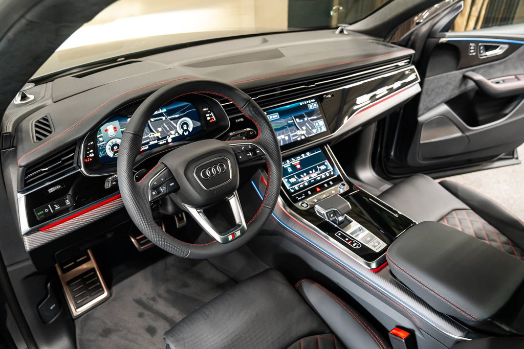 Audi Q8 60 TFSIe Competition 53521642-3.jpg | WagenparQ