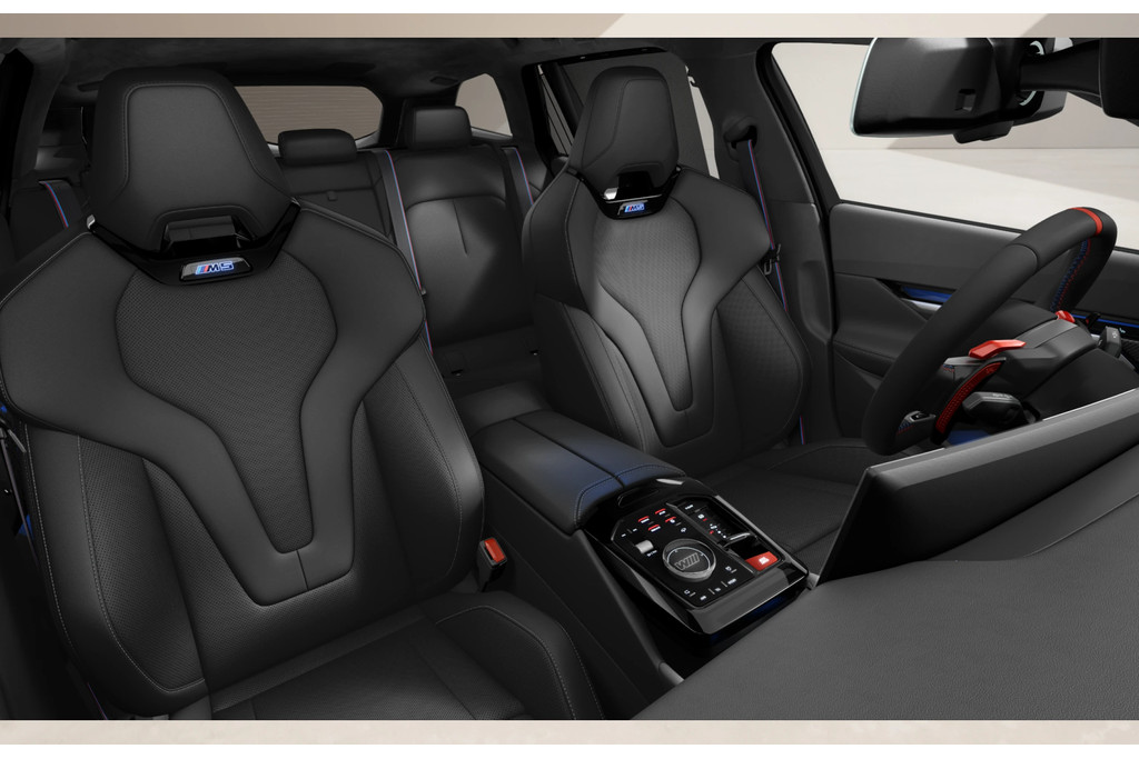 BMW M5 Touring CERAMIC.M-DRIVE PACK.T.HAAK. 57012092-12.jpg | WagenparQ