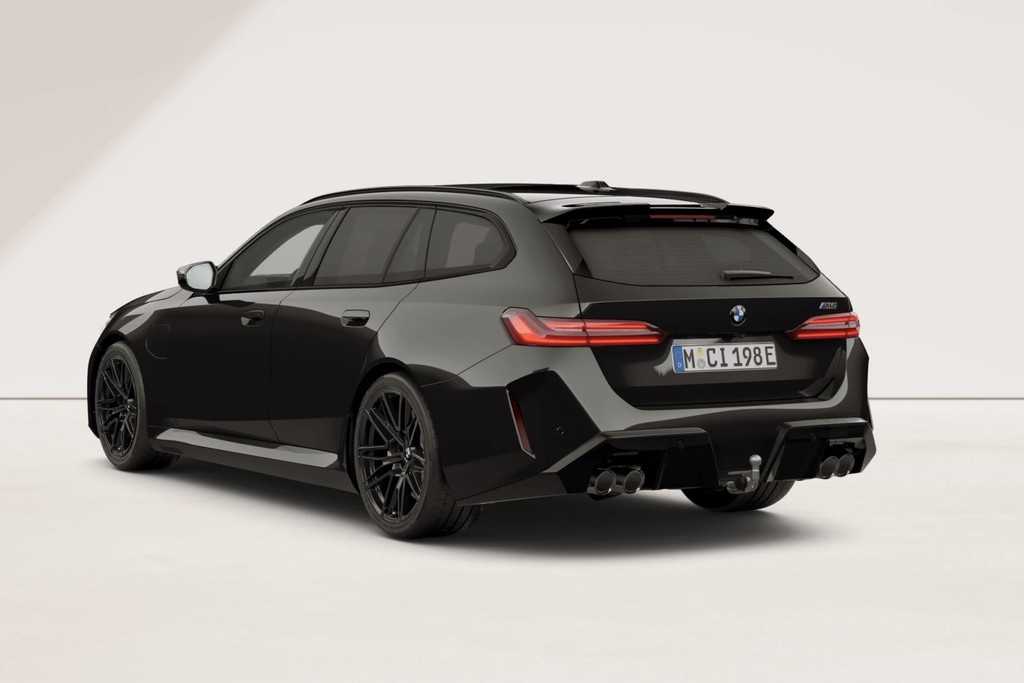 BMW M5 Touring CERAMIC.M-DRIVE PACK.T.HAAK. 57012092-7.jpg | WagenparQ